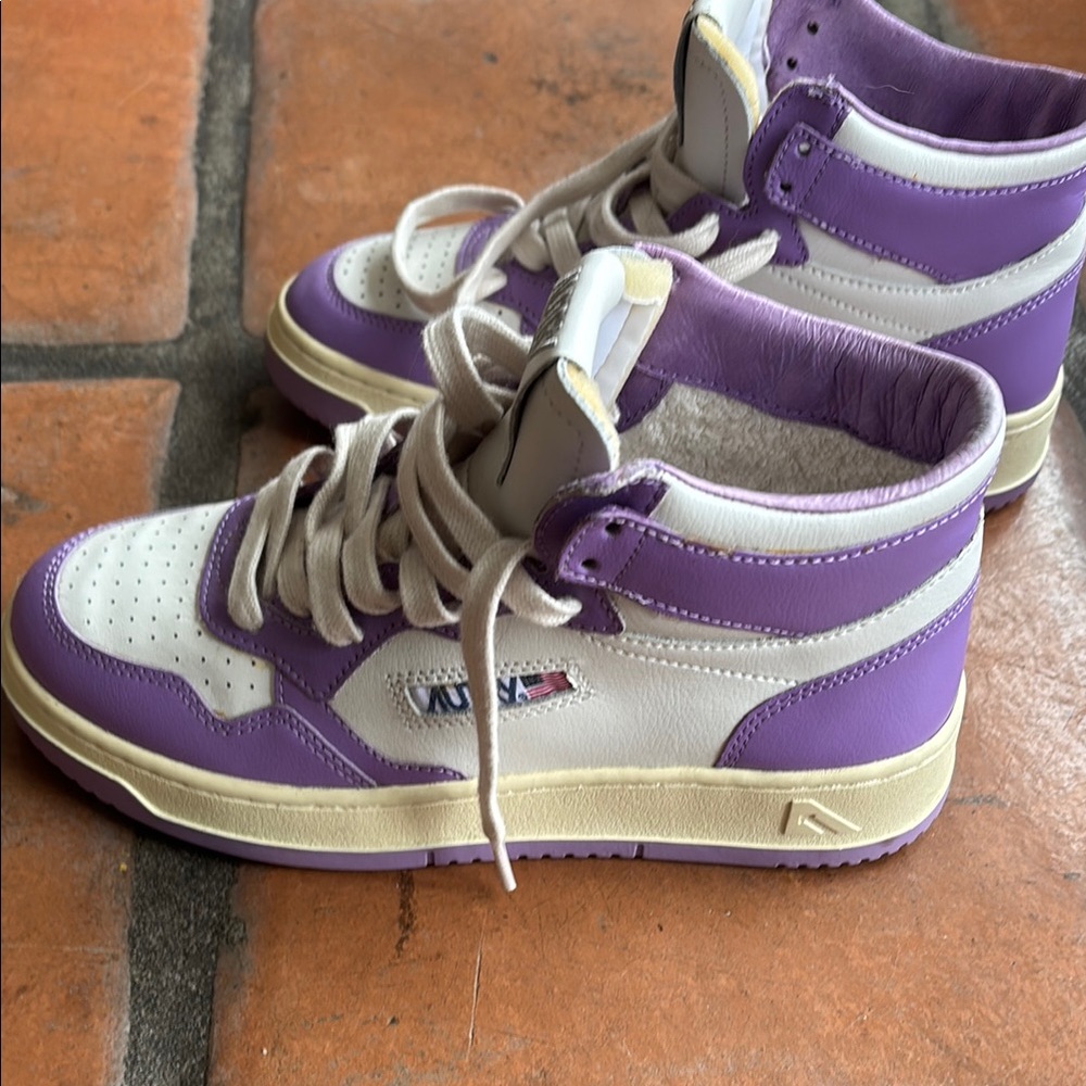 Autry never worn size 37 women’s sneakers
